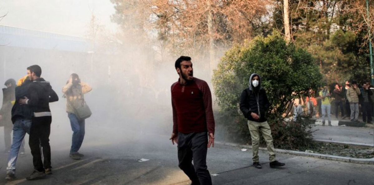 مقتل متظاهر سادس في إيران برصاص الحرس الثوري