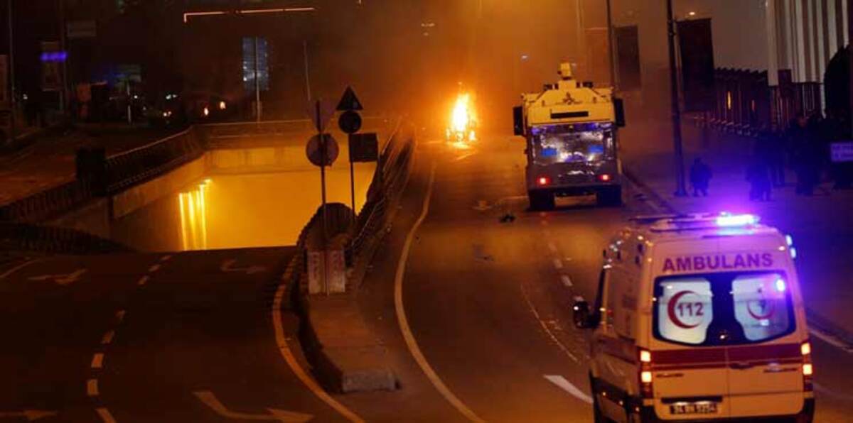 مقتل وإصابة العشرات بتفجيرين وسط إسطنبول