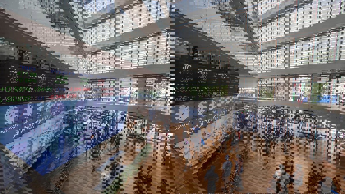 رئيس بورصة تل أبيب يسعى لمزيد من الاستثمارات مع الإمارات