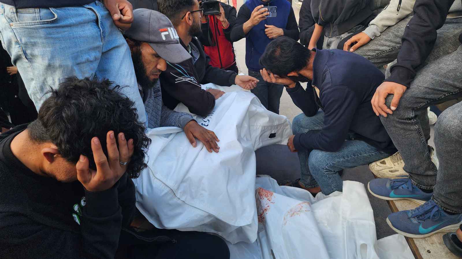 ضربة السنوار.. أبرز قادة حماس المستهدفين في غارة خان يونس (فيديو)