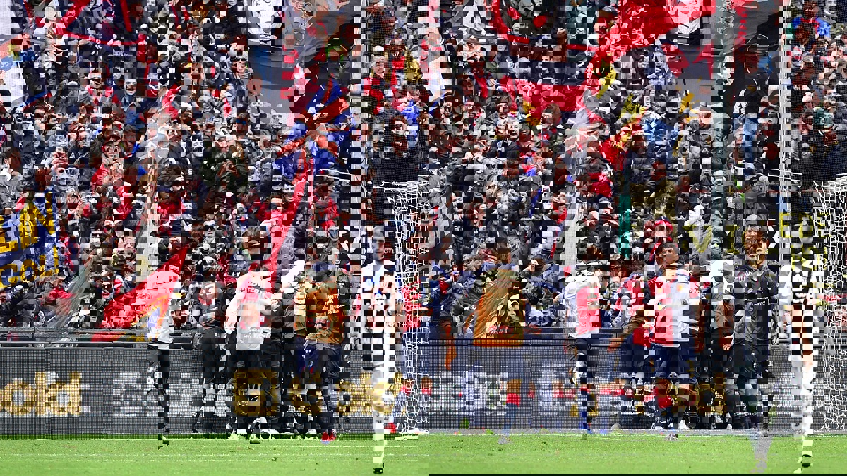 جنوة يلحق الخسارة الأولى بيوفنتوس في الدوري الإيطالي (فيديو)