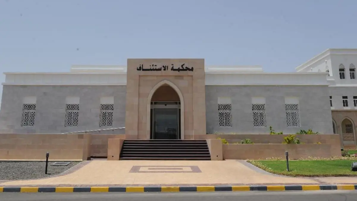 تفاعل واسع مع إدانة نشطاء عُمانيين بالإساءة للذات الإلهية والأديان السماوية