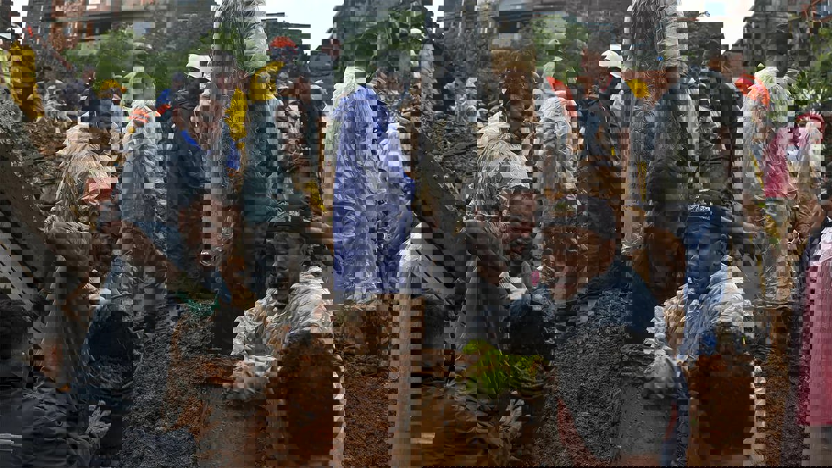 البرازيل.. مصرع 78 جراء أمطار غزيرة وانهيارات طينية