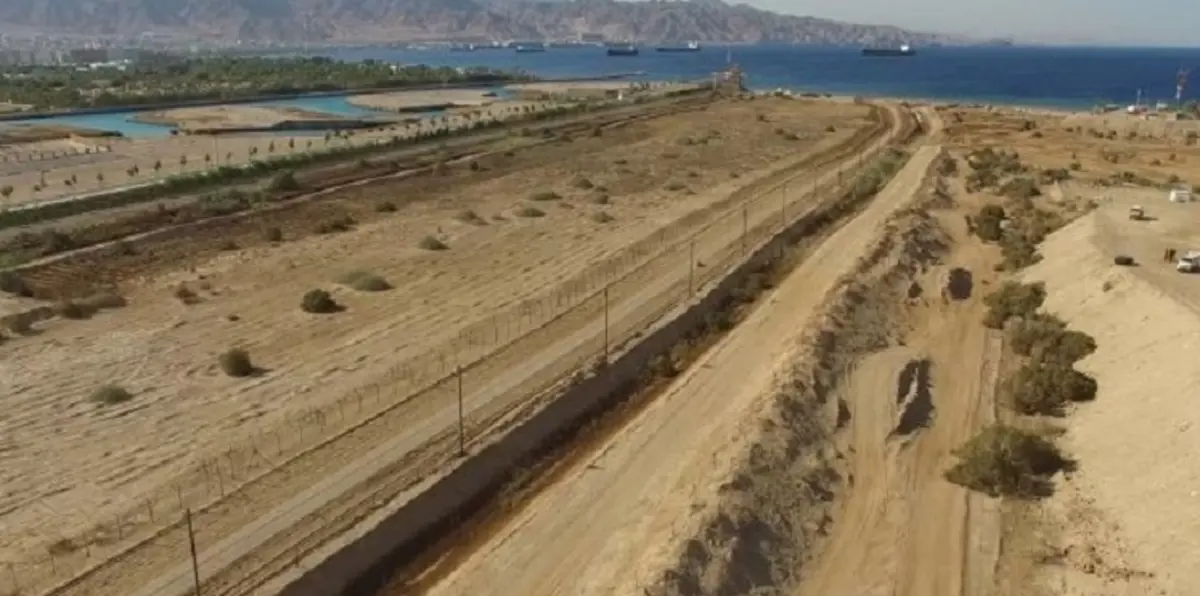 إسرائيل تبث مشاهد للسياج الأمني على الحدود الأردنية (فيديو)