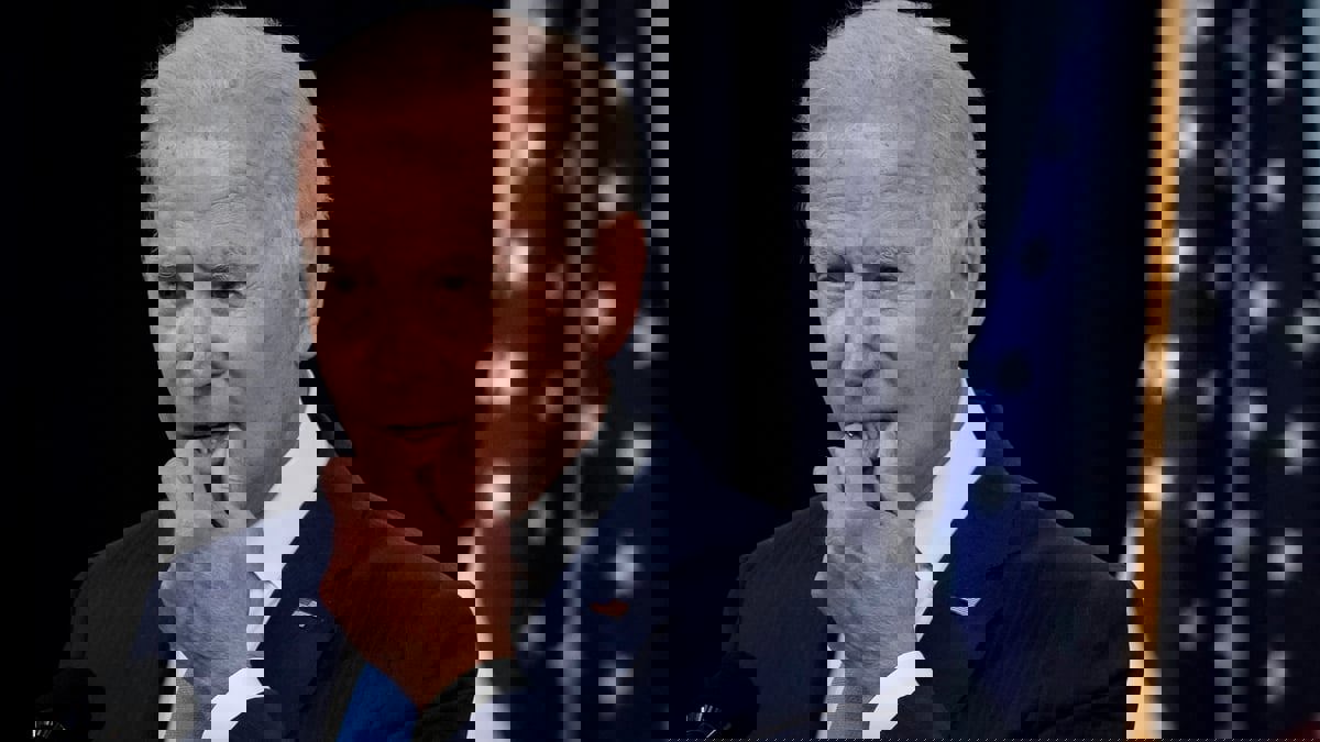 تقرير: إدارة بايدن تقدم تنازلات استباقية "مفزعة" في الملف النووي الإيراني