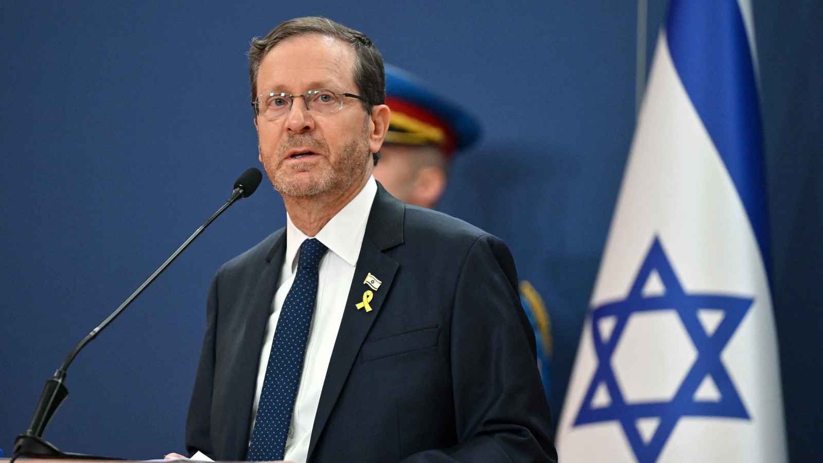 زار غزة للمرة الأولى.. هرتسوغ يوجه رسائل للجنود الإسرائيليين