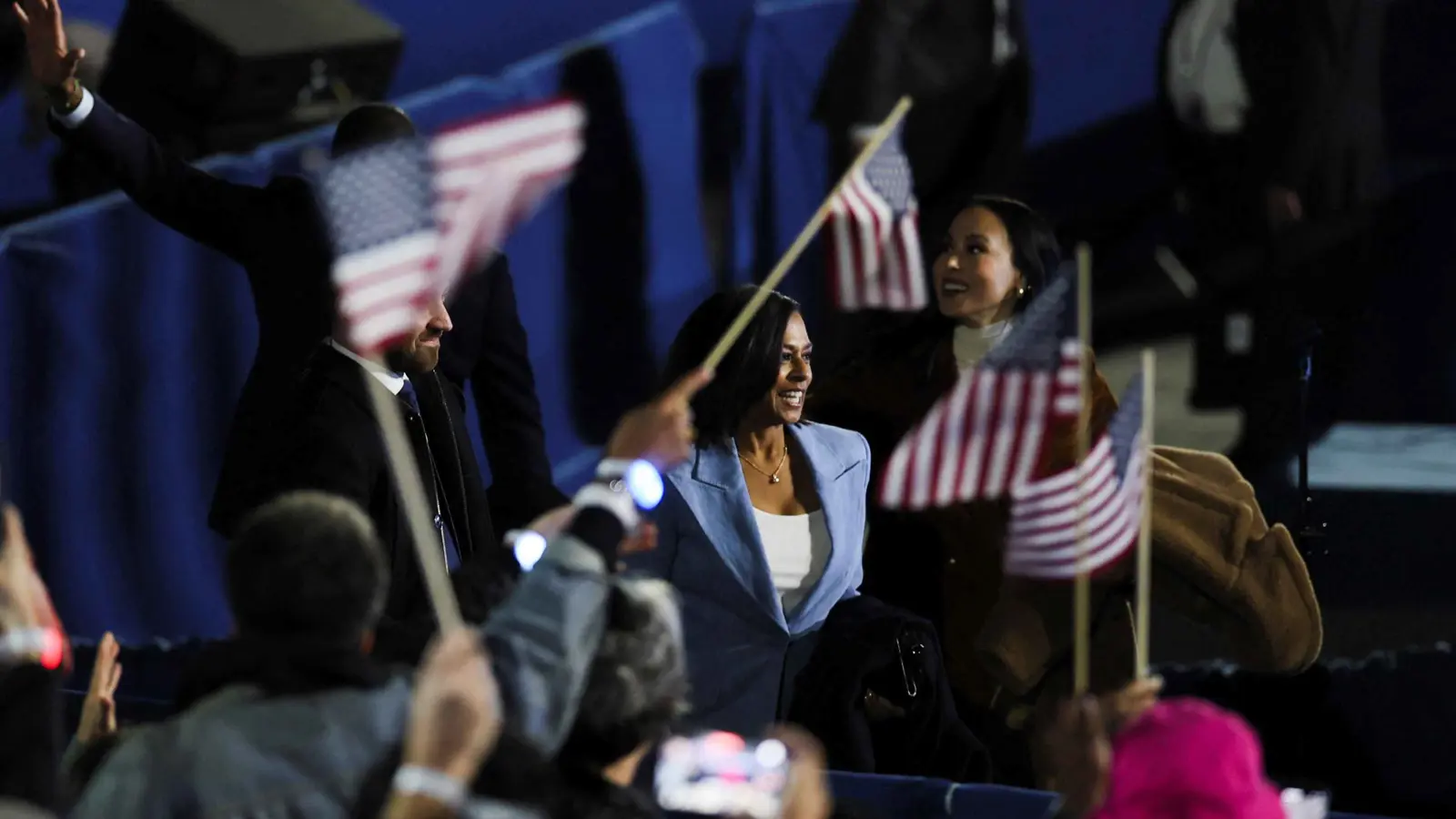 خطاب هاريس الختامي.. هل يكفي لإقناع الناخبين "المترددين"؟