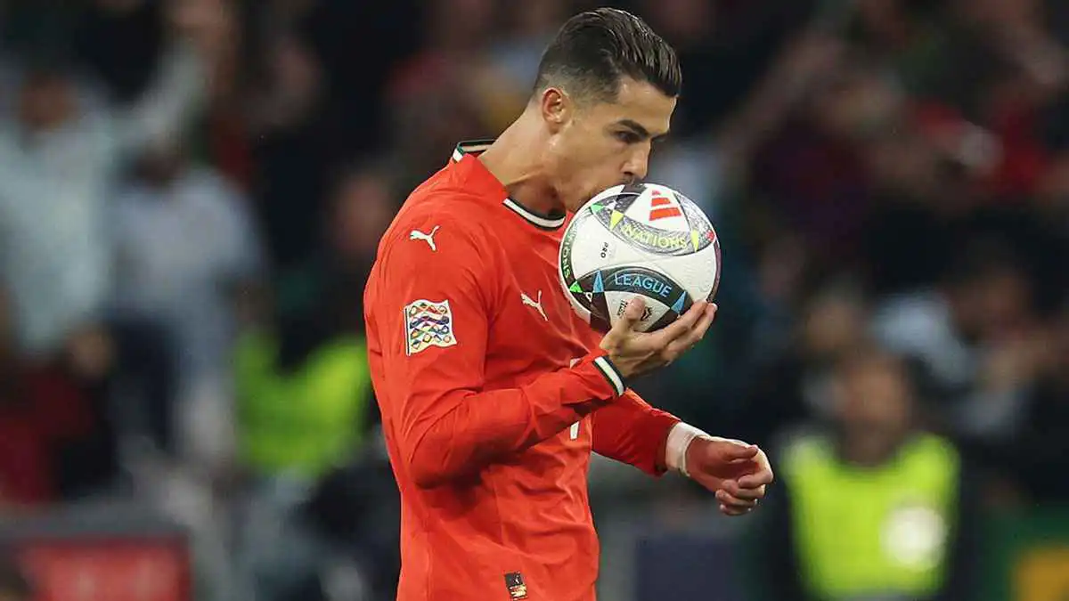 كريستيانو رونالدو يستعد للعودة إلى أمريكا