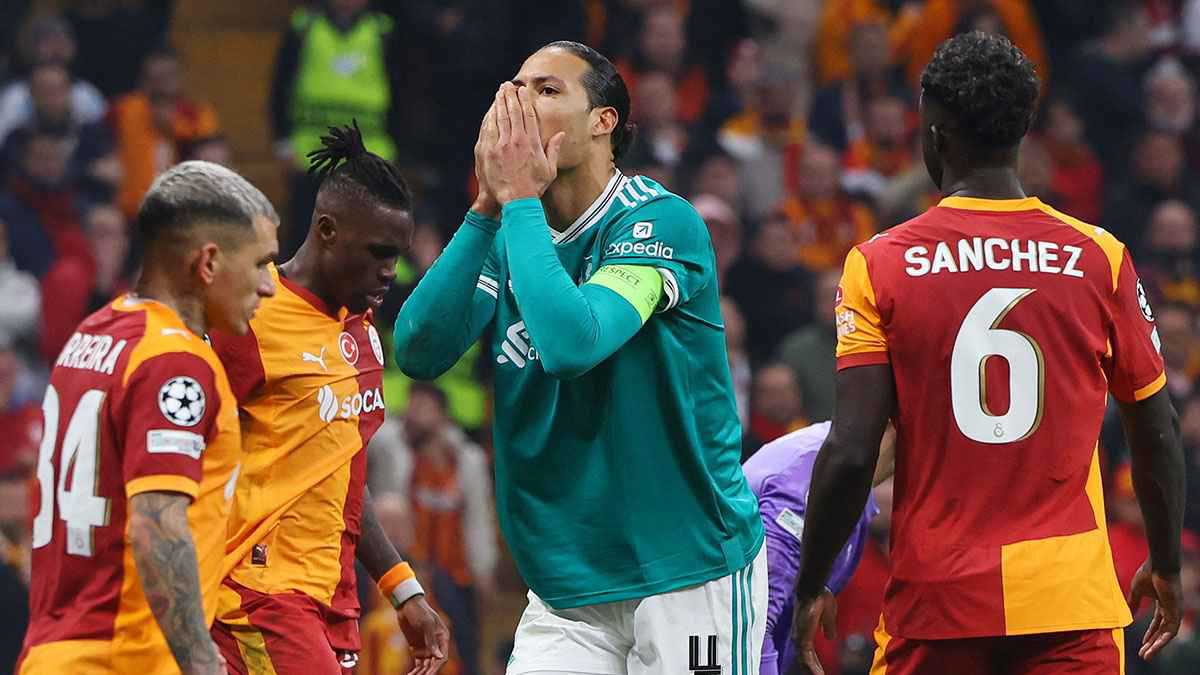 أشعر بخيبة أمل.. قائد ليفربول يوجه انتقاداً خطيراً لسلوت 