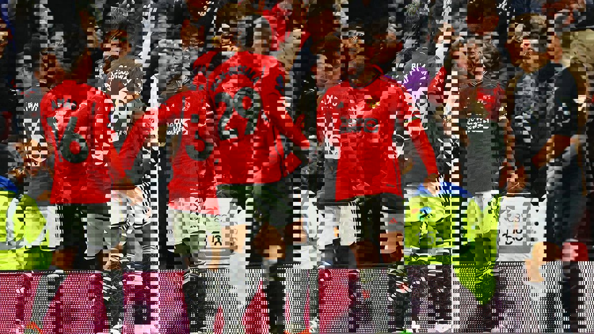 برونو فرنانديز ينقذ مانشستر يونايتد من السقوط أمام شيفيلد 