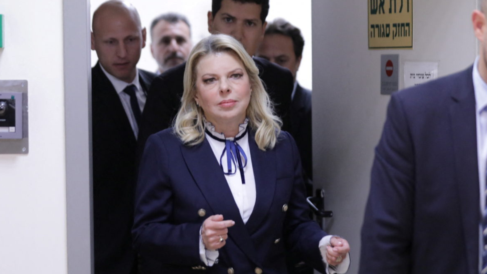 "الأخطبوط".. تحقيق تلفزيوني يكشف أسرارا مثيرة عن سارة نتنياهو