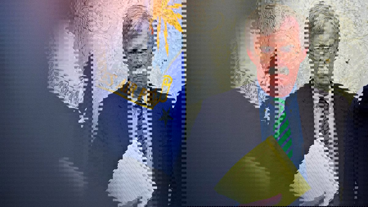 صحيفة: البيت الأبيض طلب من البنتاغون وضع خيارات لضرب إيران