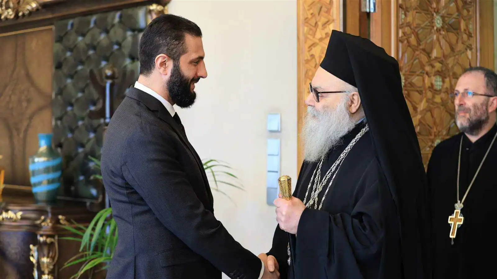 دمشق تسترضي المسيحيين.. تعويض لغياب الأقليات أم دور روسي "خفي"؟