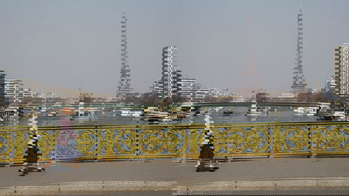 تقرير: تراجع حاد في نسبة النمو ينذر بتفاقم أزمات الاقتصاد الفرنسي