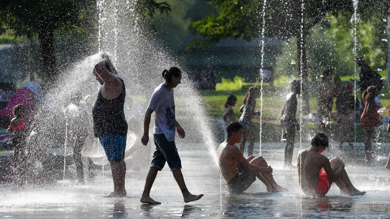 وفاة مسن بموجة حر قياسية في إسبانيا