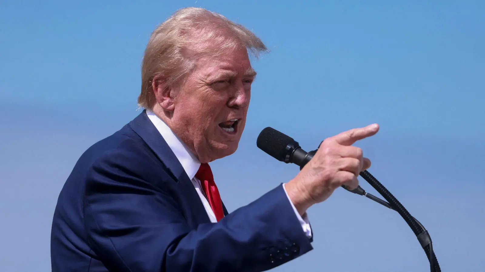 "الضغوط القصوى" أم الاحتواء.. أي سياسة سينتهجها ترامب مع إيران؟