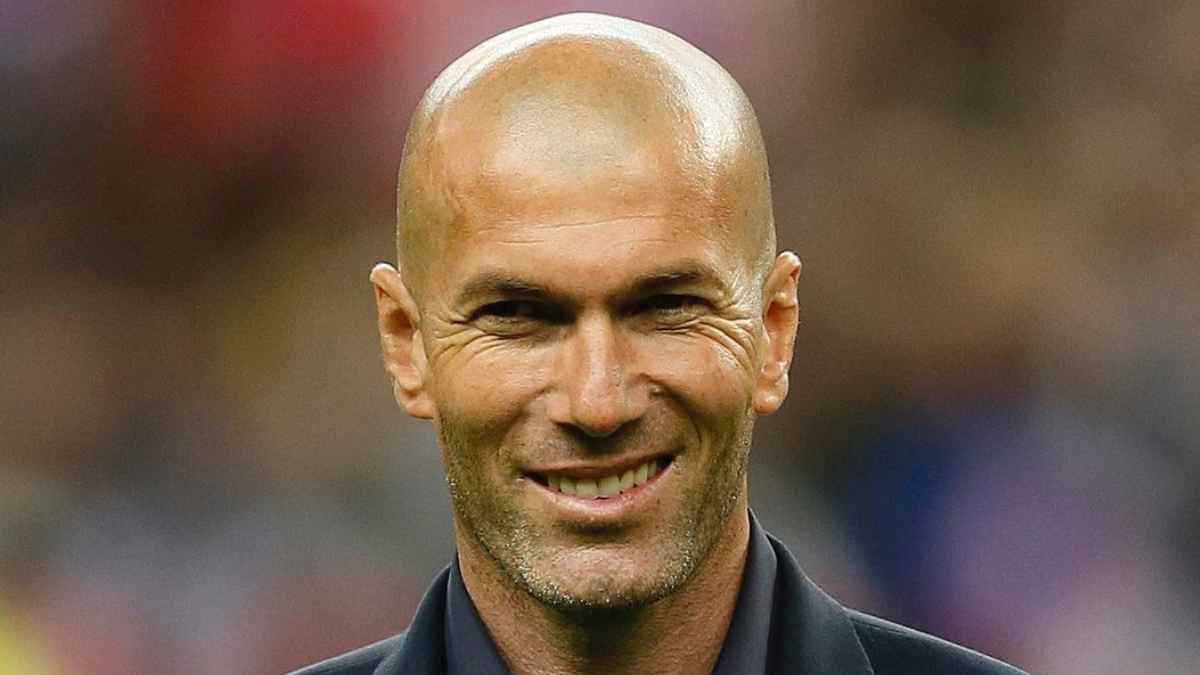 بعد اقتراب عودته للتدريب.. الـ3 وجهات "الأقرب" لزين الدين زيدان