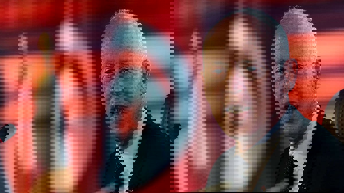 سعيّد يتهم "خونة في الخارج" ببيع ضمائرهم للمخابرات الأجنبية لتشويه تونس