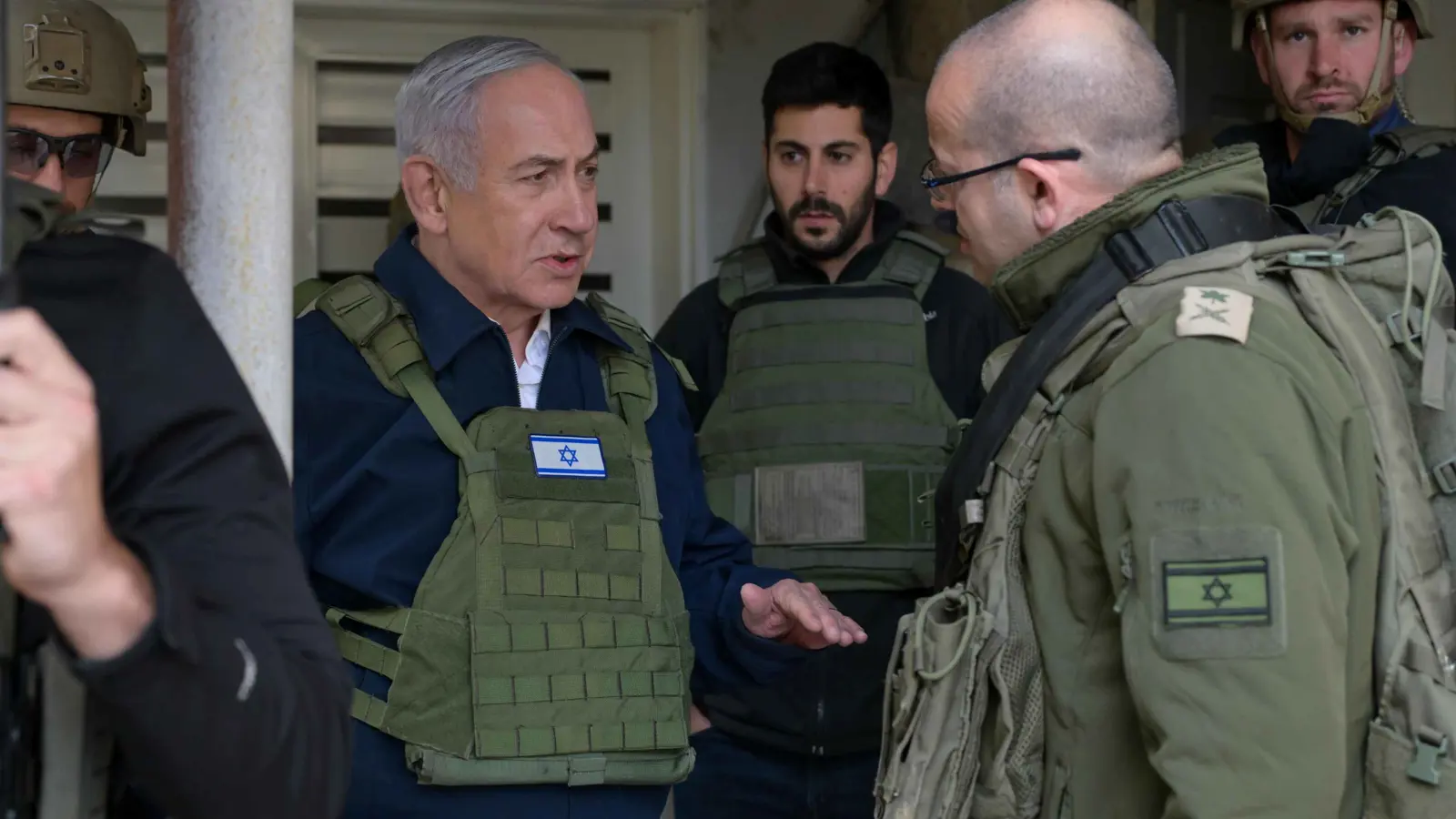 "مؤشر خطير".. السلطة الفلسطينية تدين "اقتحام" نتنياهو مخيم طولكرم