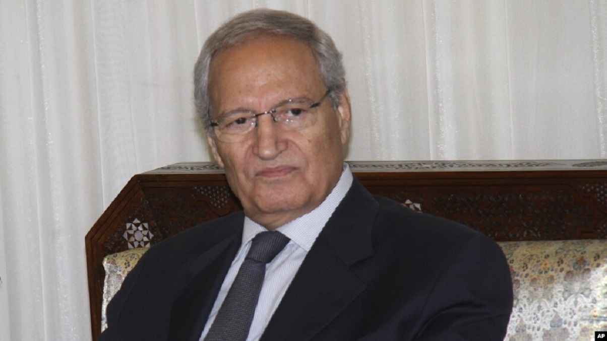 دور مؤقت.. ما حاجة الجولاني لفاروق الشرع في هذه المرحلة؟