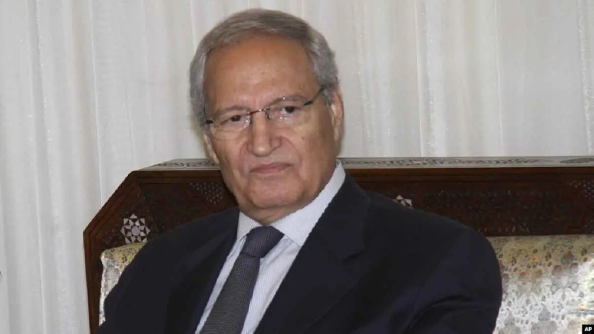 دور مؤقت.. ما حاجة الجولاني لفاروق الشرع في هذه المرحلة؟