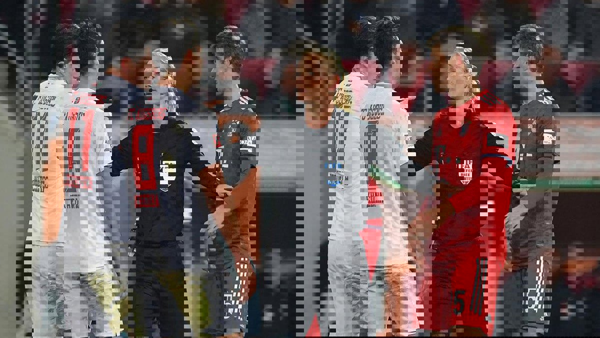 بيبيانا شتاينهاوس.. أول سيدة تقود السوبر الألماني تحكيميا بين بايرن ميونخ وبروسيا دورتموند