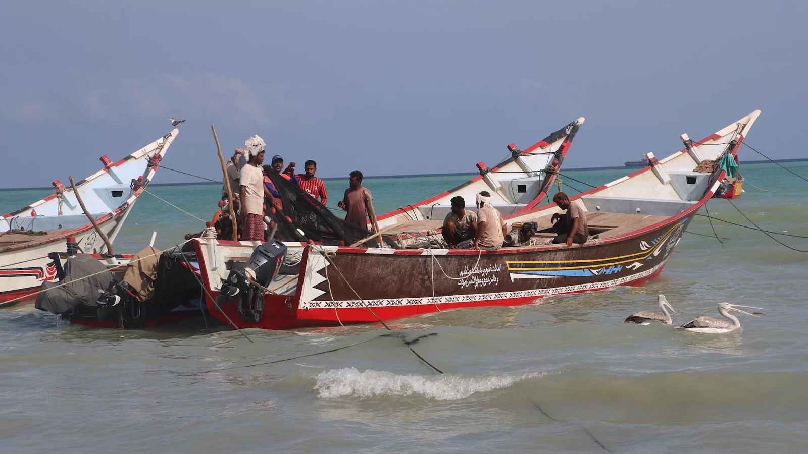 قراصنة صوماليون يستولون على قارب صيد يمني
