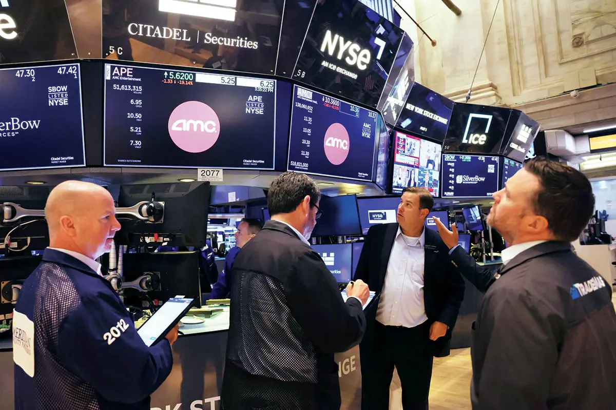  الأسهم الأمريكية تغلق مرتفعة مع ترقب المستثمرين قرار الفائدة 

