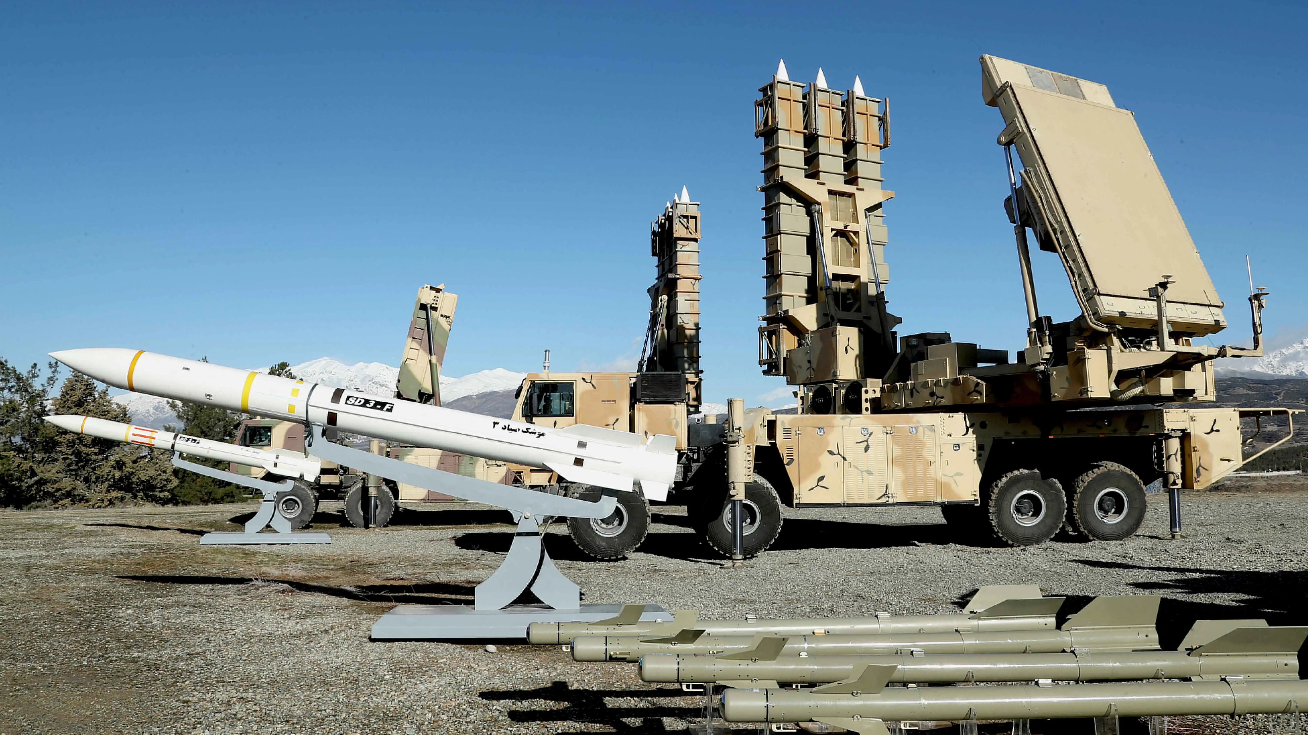 مسؤولون إسرائيليون: "حزب الله" وإيران خفضا مستوى التأهب