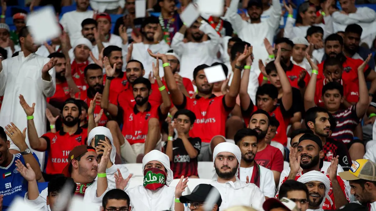 مباراة الشارقة وشباب الأهلي دبي.. طرد وتدخلات عنيفة أبرز مشاهد الشوط الأول في كأس سوبر الخليج العربي (فيديو)