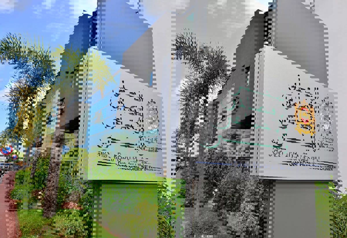 مقترح إلغاء "تجريم التسوّل" يثير الجدل في المغرب