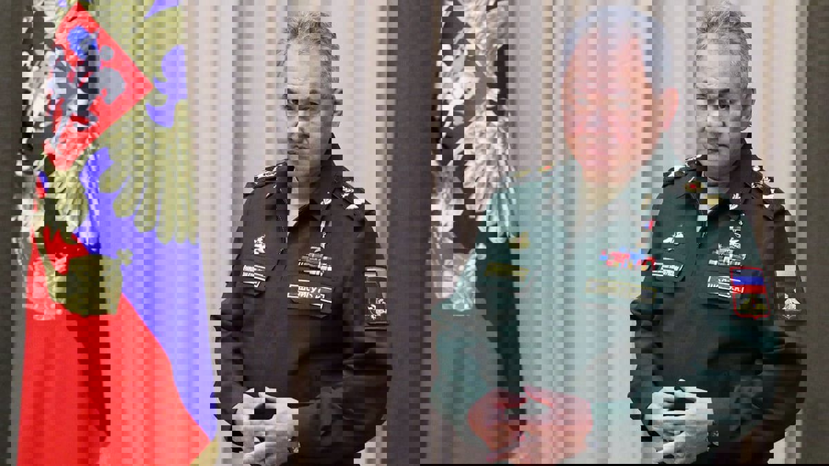 وزير الدفاع الروسي يتوجه إلى سوريا للإشراف على مناورات بحرية