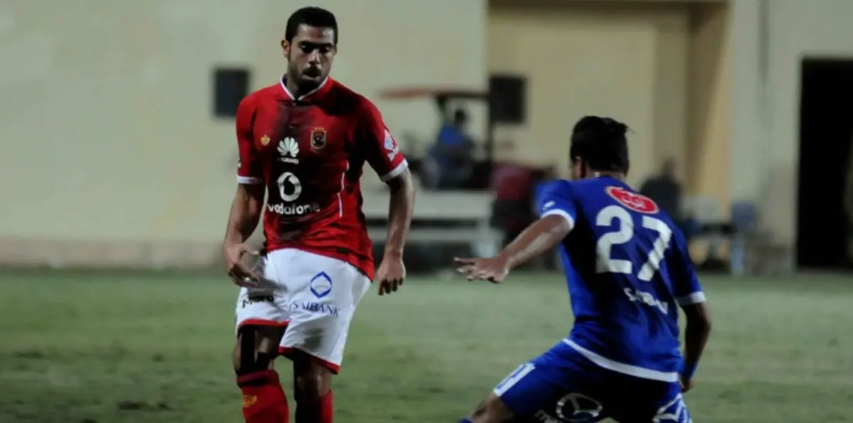 الأهلي المصري يرفض رحيل لاعبه إلى الأهلي السعودي