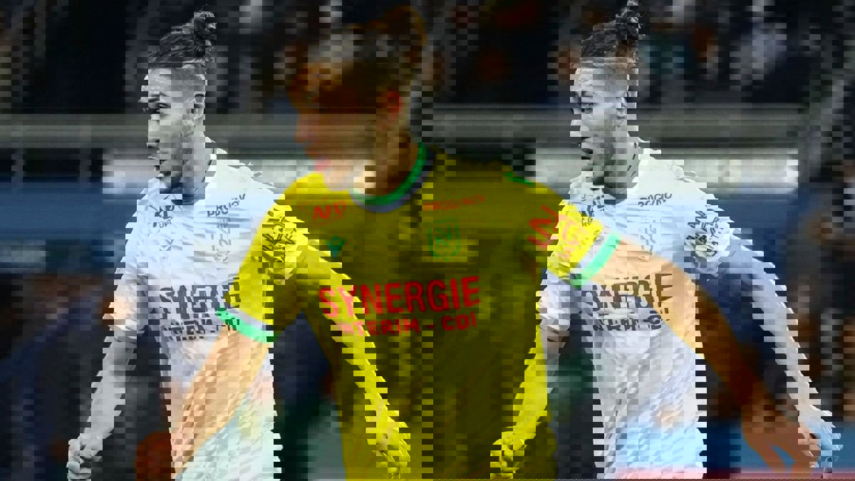 استبعاد جوان حجام لاعب نانت أمام ريمس لرفضه الإفطار