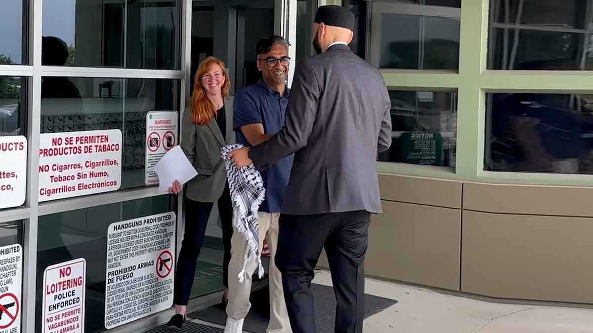 مؤيد لفلسطين.. أمريكا تفرج عن باحث هندي بجامعة "جورج تاون" (فيديو)