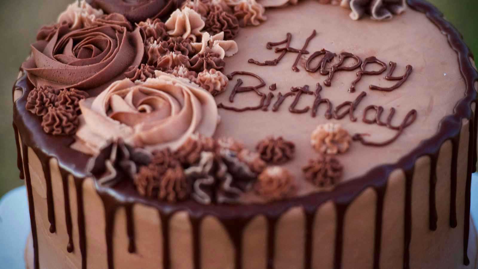 "كعكة" تنهي حياة طالبة جامعية بشكل مأساوي (فيديو)