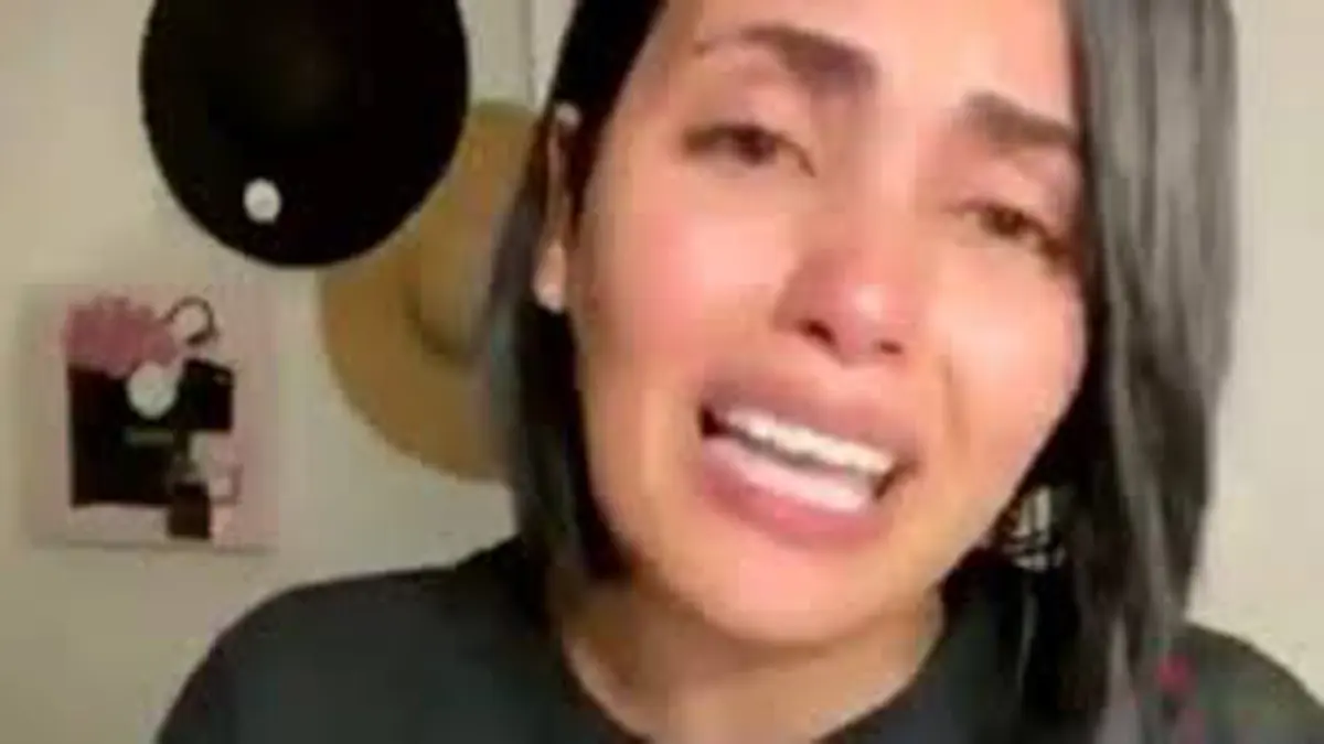 السعودية أمل الشهراني تبكي بسبب التنمر: ليس لدي عائلة 