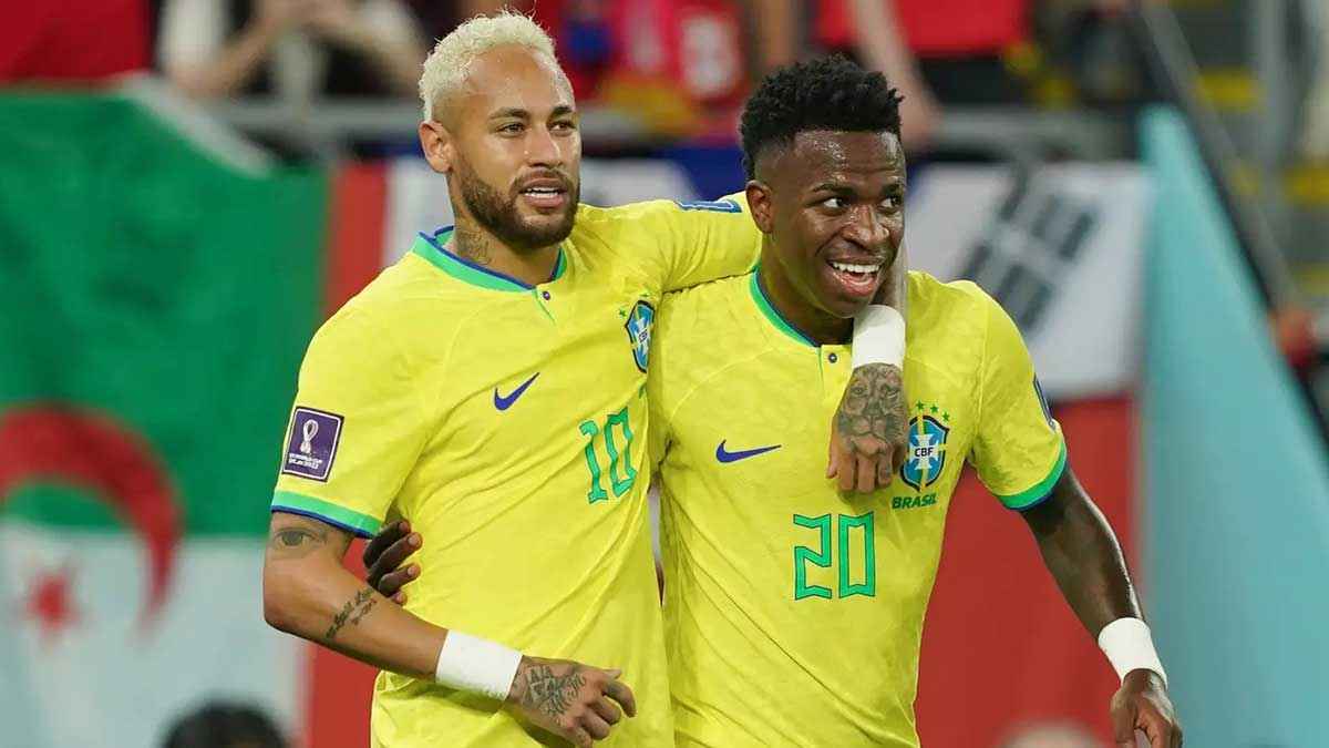 نيمار يفاجئ فينيسيوس برسالة رائعة قبل الكلاسيكو (فيديو)