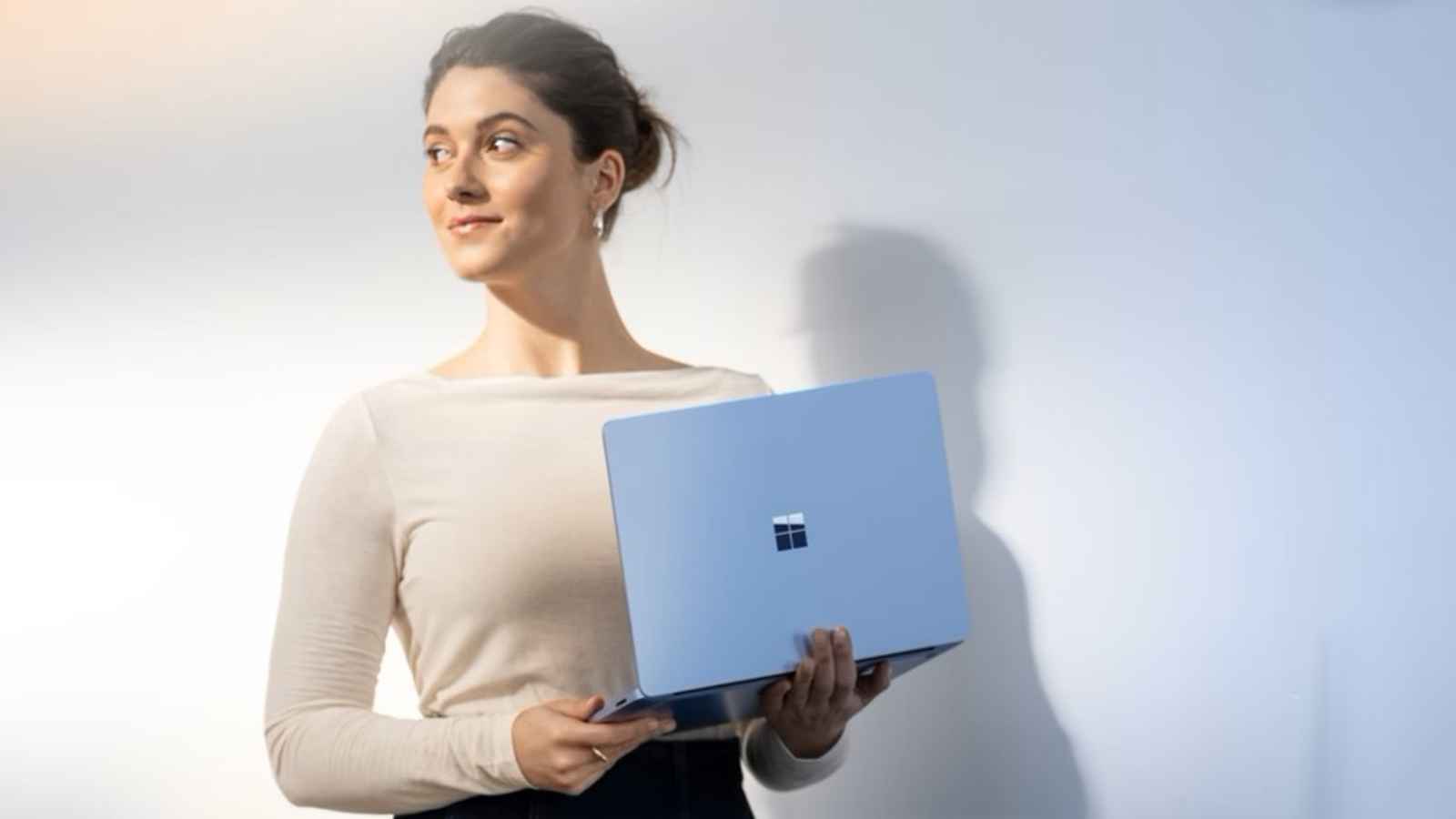 ليست للجميع.. مايكروسوفت تضيف ميزات AI جديدة