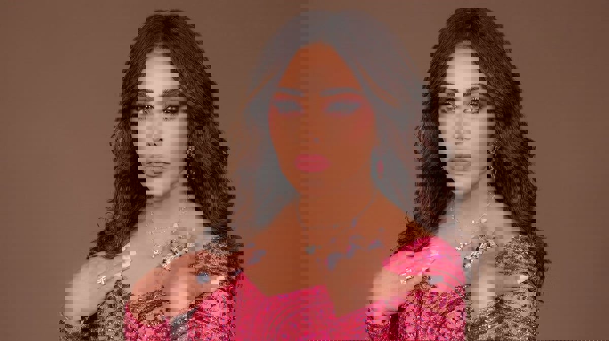 أحلام تهاجم متابعا نشر شائعة عن ألبومها