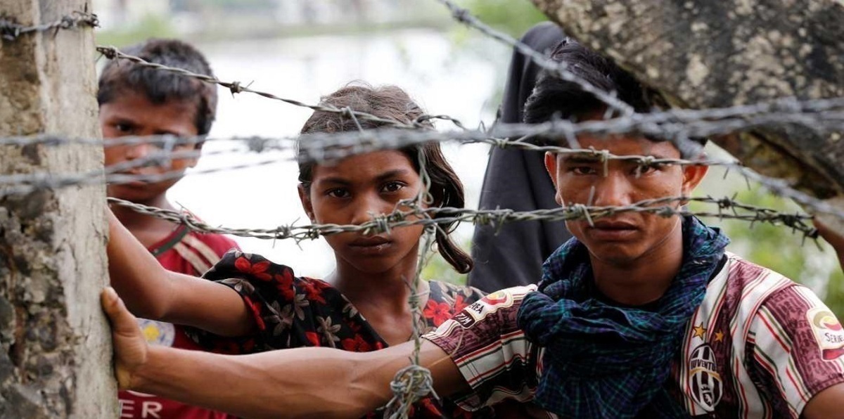 من فصول الاضطهاد.. إرغام الروهنغيا على تسييج أراضٍ استولت عليها سلطات ميانمار‎