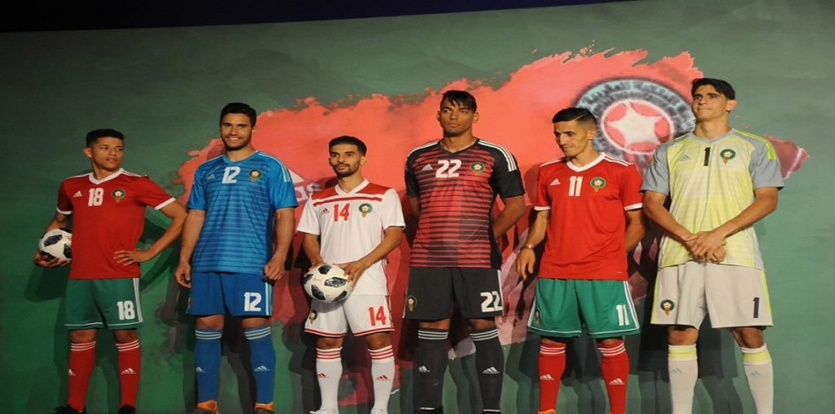 المنتخب المغربي يكشف عن قميصه في مونديال روسيا 2018 (صور)