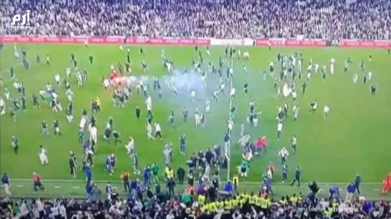 مباراة "ودية" حولتها جماهير الجزائر إلى فوضى (فيديو إرم)