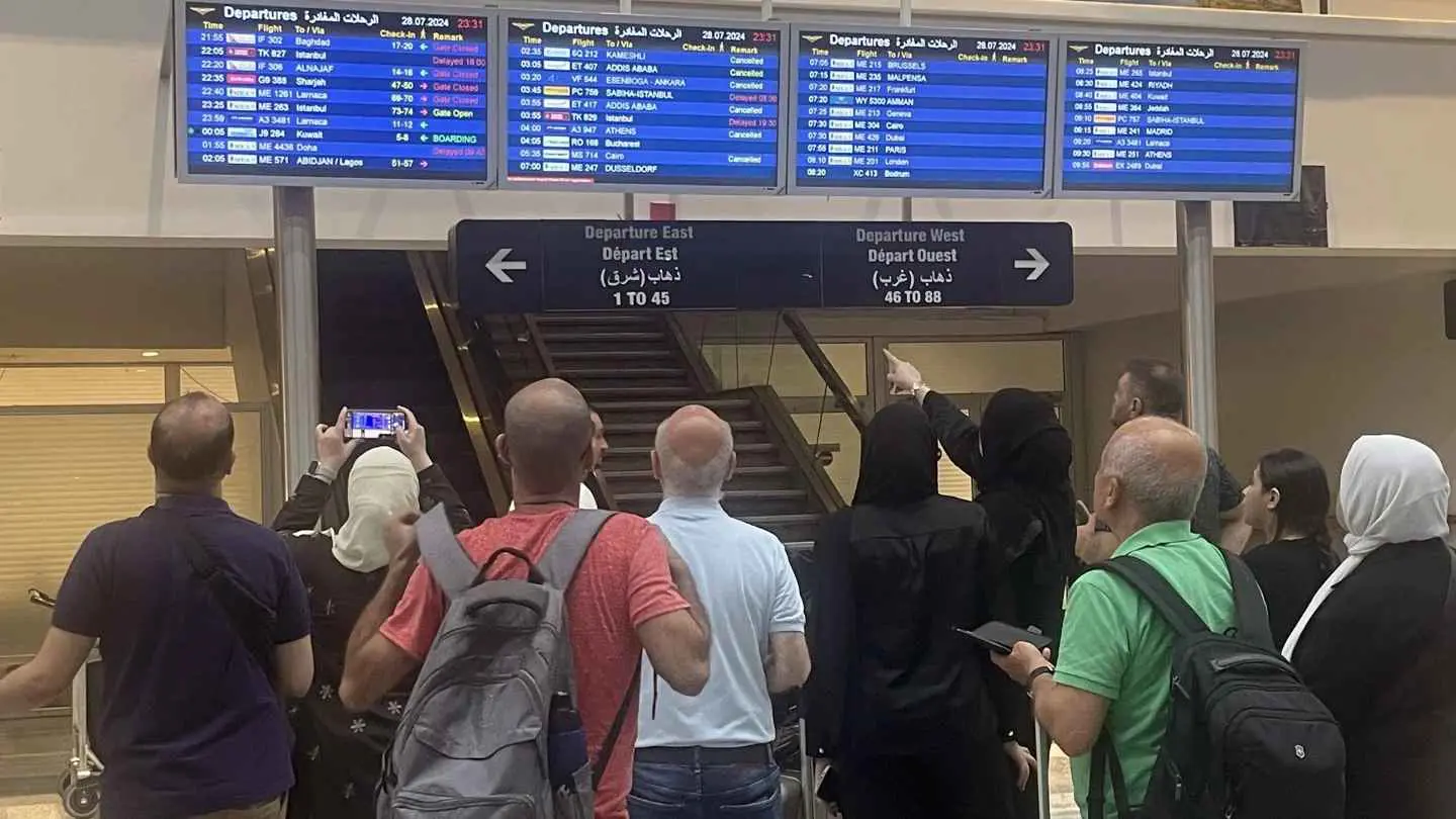 إعلام إسرائيلي: فرار 400 قيادي في "حزب الله" وعائلاتهم من لبنان‎