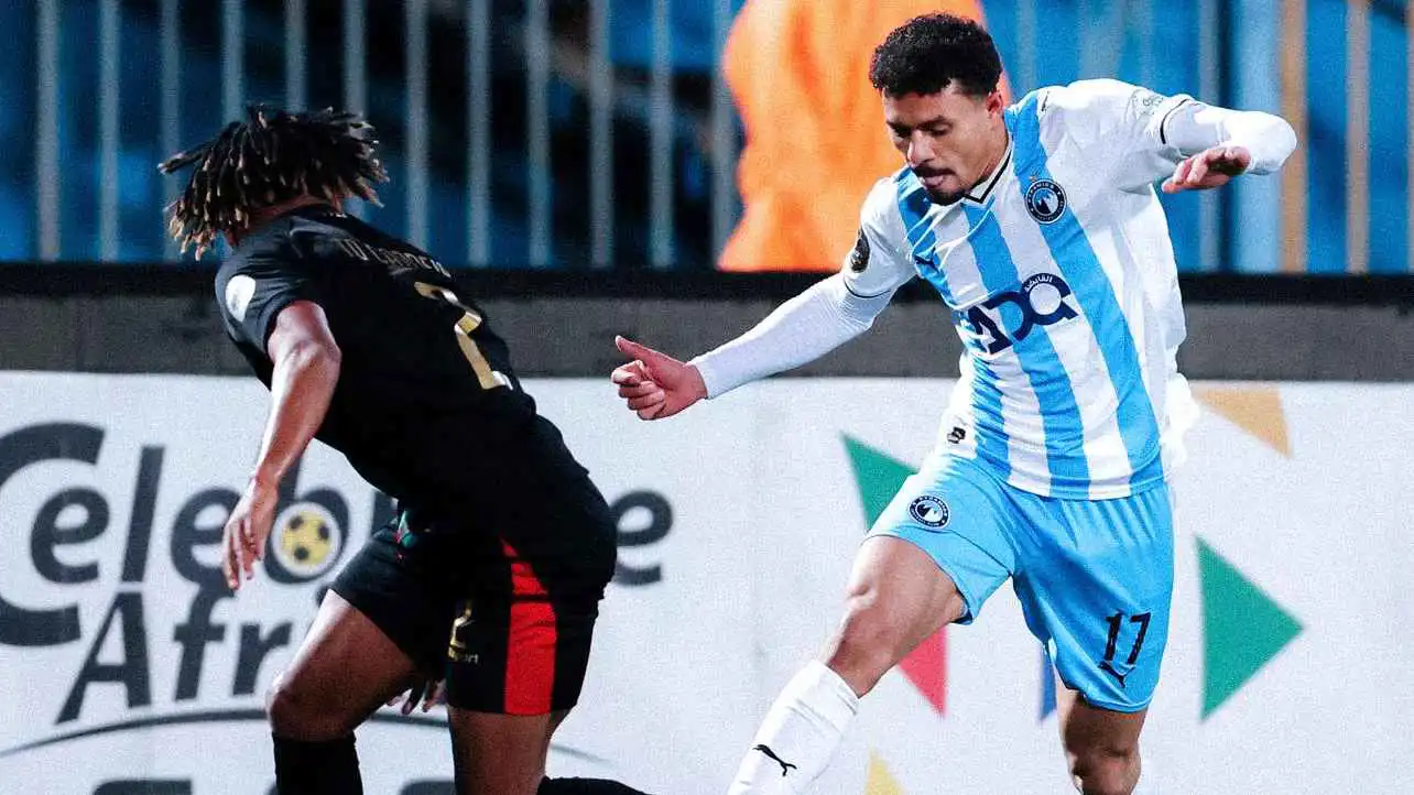 3 لاعبين فجّروا غضب جماهير بيراميدز بعد الخسارة ضد الجيش الملكي (فيديو)