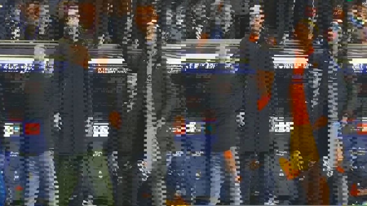 أراوخو مدافع برشلونة يعتذر عن تصرف مسيء أمام إسبانيول