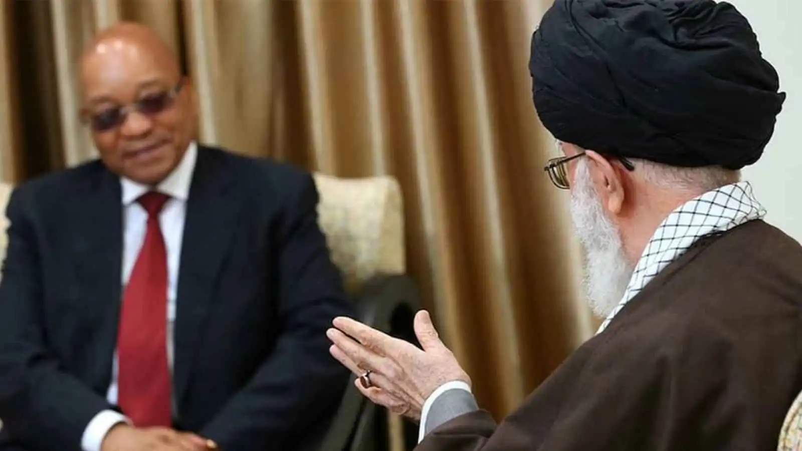 يحركها الحرس الثوري.. شبكات طهران السرية تتمدّد في أفريقيا