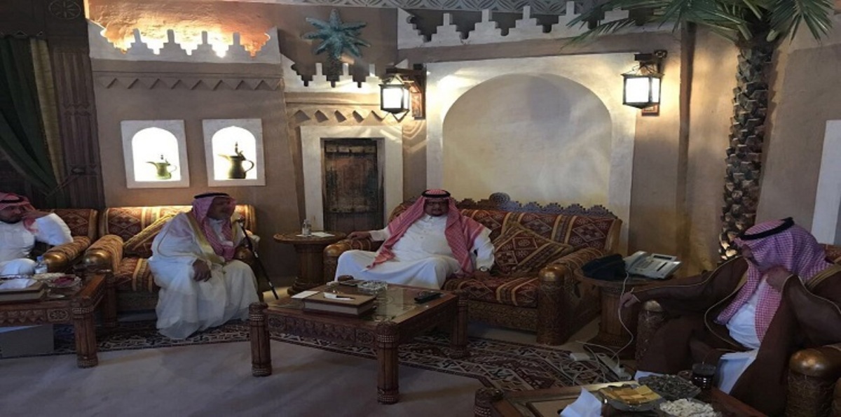 فيصل بن تركي يتنازل عن قضية الهاكر محيا العتيبي بعد هذه القصيدة (فيديو)