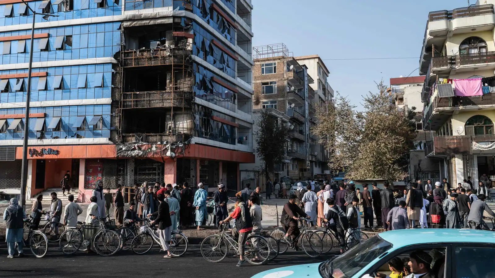 إسلام آباد تعلن تنفيذ "ضربات جوية دقيقة" على الأراضي الأفغانية