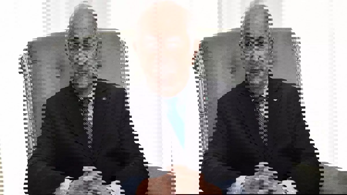 الرئيس الجزائري ينهي مهام 7 دبلوماسيين فوق العادة